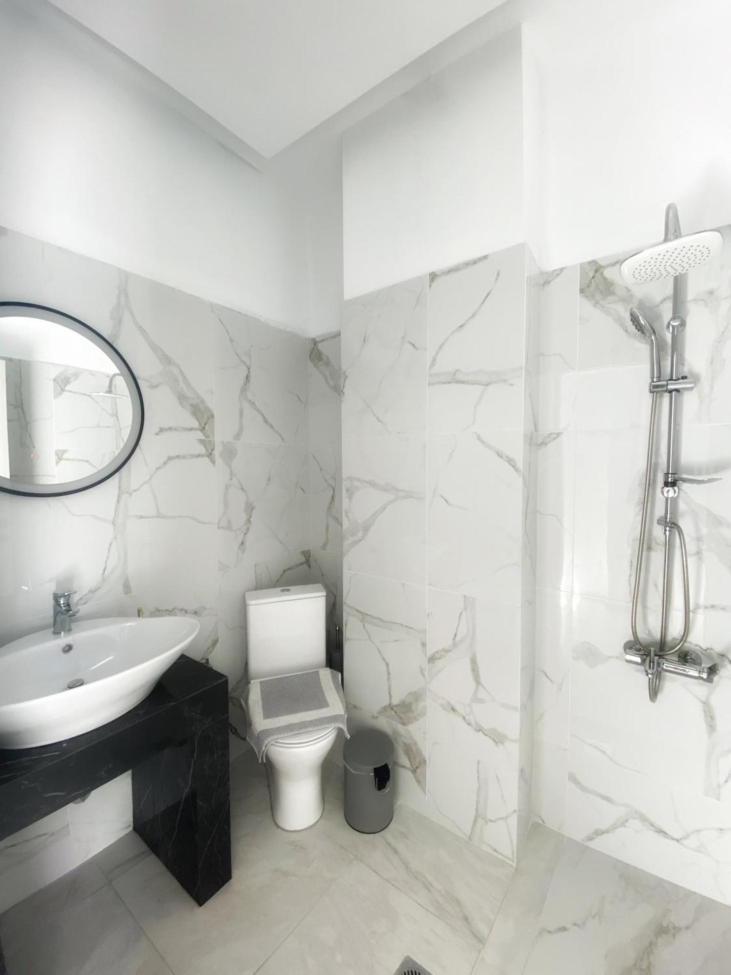 Delia Apartments Pefkochori Bagian luar foto